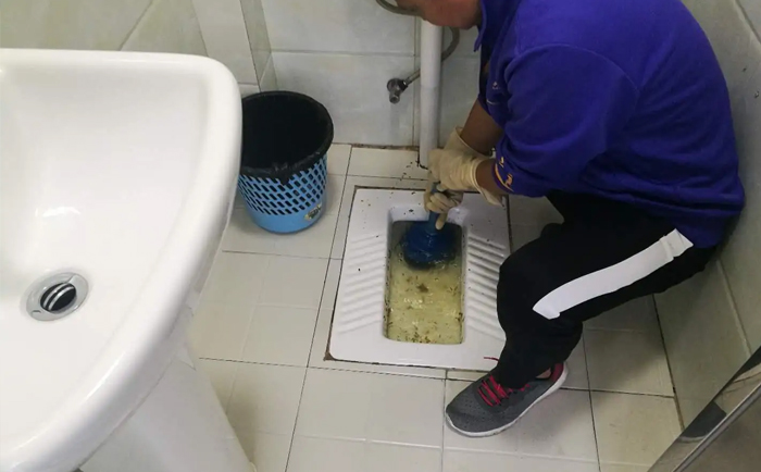 达日疏通蹲坑